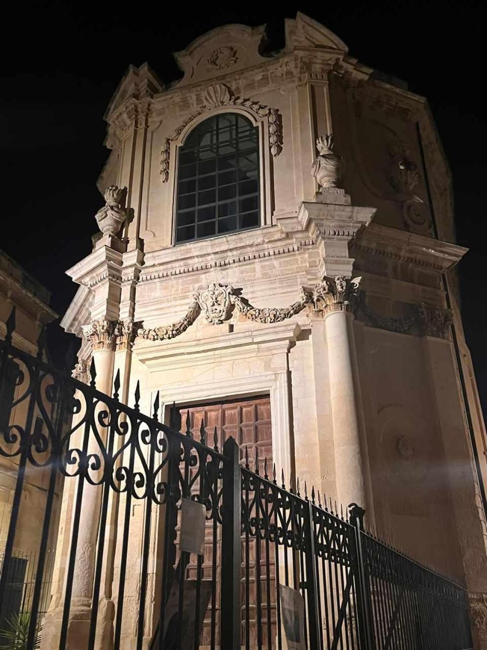 Stella Del Barocco Apartment Lecce Luaran gambar